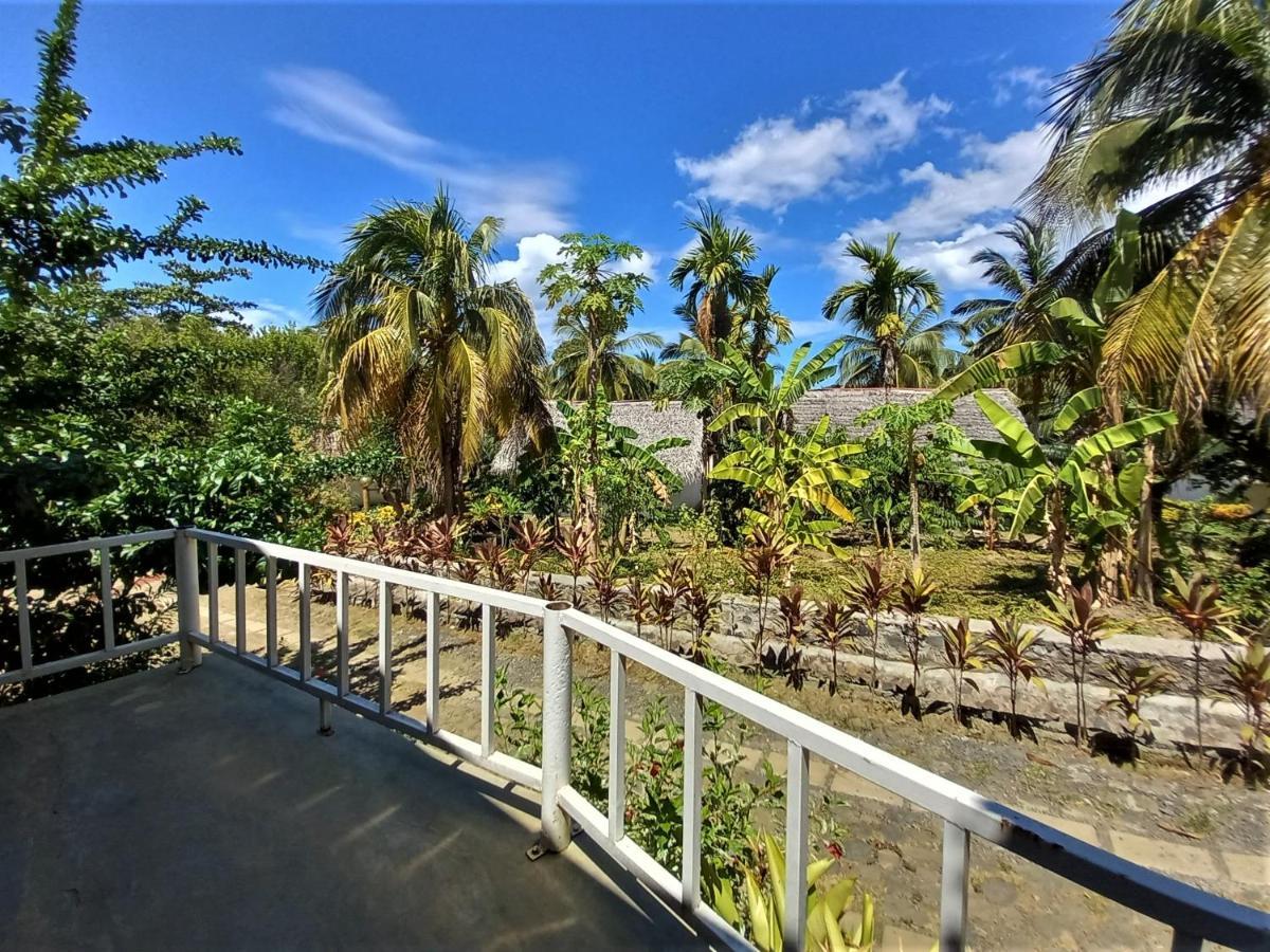 Moheli Laka Lodge Nioumachoua エクステリア 写真