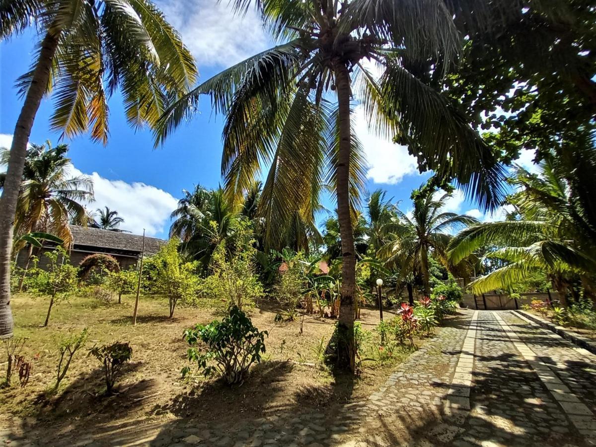 Moheli Laka Lodge Nioumachoua エクステリア 写真