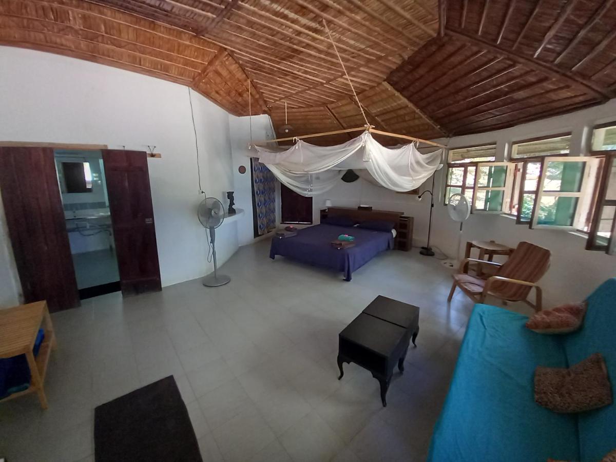 Moheli Laka Lodge Nioumachoua エクステリア 写真